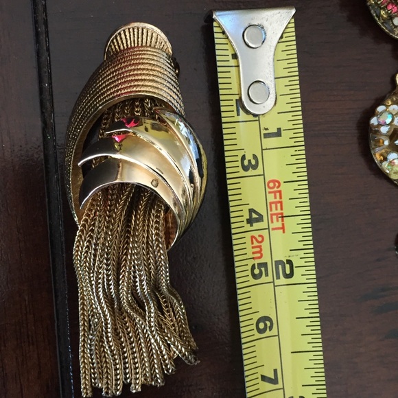 VTG Tassled Brooch/Pendant - Picture 4 of 5